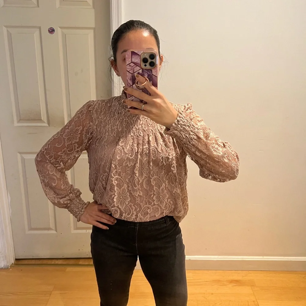 Lace Blouse - Picture 4 of 5